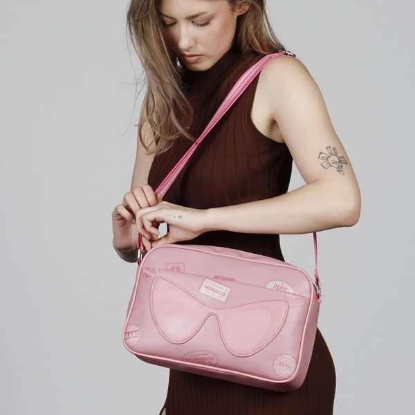 Barbie Bolso Bandolera Fashion Travel Rosa - Compartimento Principal y Bolsillo Frontal con Imán, Forro Interior con Cremallera, Dimensiones 10 x 31 x ସ.