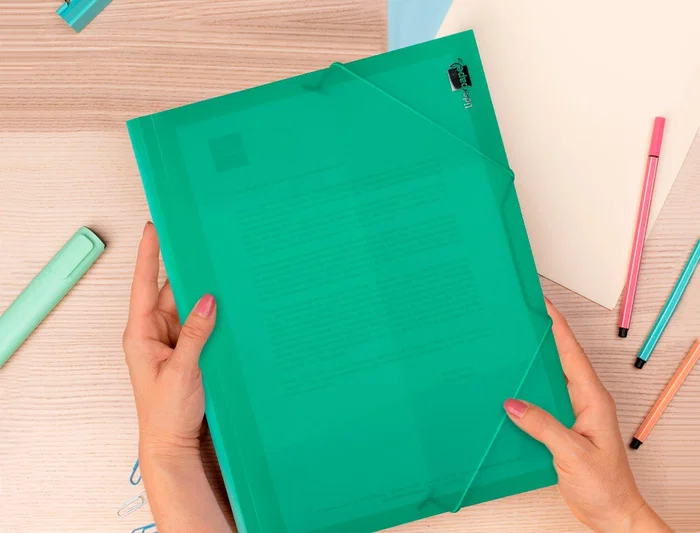 Liderpapel Carpeta 34963 con Gomas y Solapas, Polipropileno, DIN A4, Verde Translucido