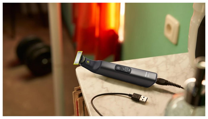Philips OneBlade Pro 360 QP6552/15 Recortadora de Barba y Cuerpo con 5 Accesorios
