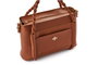 Lucky Bees Bolsa de Hombro Color Tan Cuero de Polivinilo