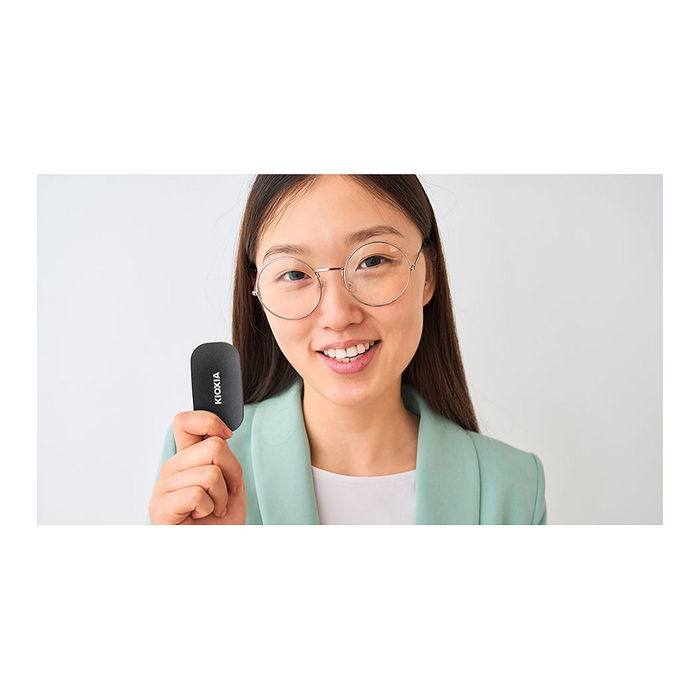 Kioxia Exceria Plus G2 1000GB USB 3.2 Gen2 Tipo C SSD 1050MB/s