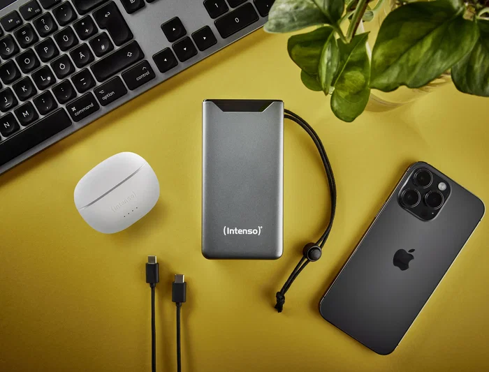 Intenso Power Bank 7332054 20000 mAh Gris con Carga Rápida PD 3.0 y QC 3.0, USB-C, Pantalla LCD y Cable Incluido
