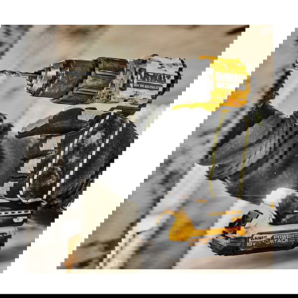 DeWALT DCD805E2T-QW Taladro Percutor a Batería 18V 1.7Ah Sin Escobillas, Pistola, 1.3 cm, 2000 RPM, 90 Nm, Incluye Batería y Cargador