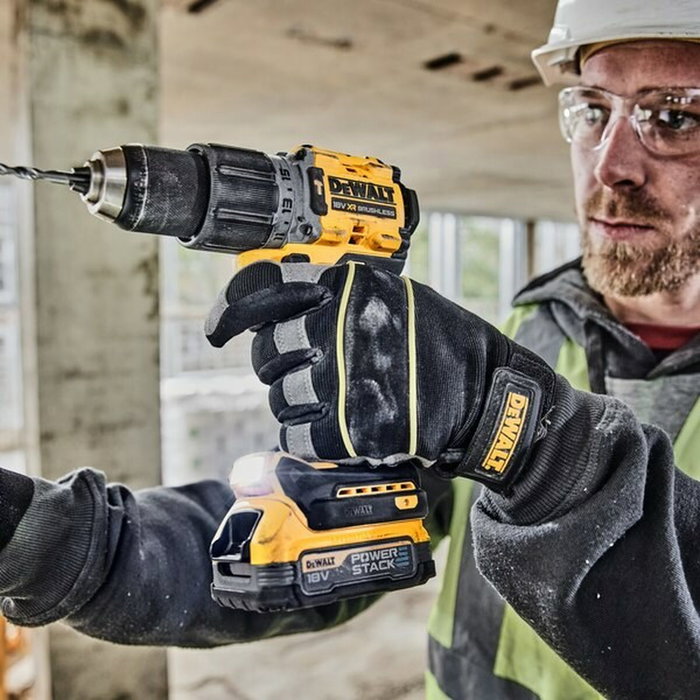 DeWalt Taladro Percutor Compacto DCD805E2T-QW 18V con 2 Baterías POWERSTACK y Cargador