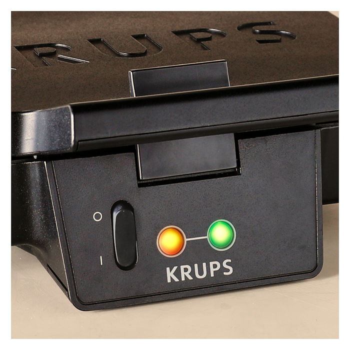 Krups FDK462 Iconic Sandwich Maker, Negro, 850W, Para 2 Sandwichs, Placas Antiadherentes, Almacenamiento de Cable y Vertical