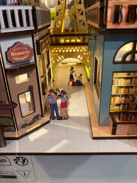 Revell Paris Maqueta Book Nook Tiny Adventures 23 cm Revell Paris Maqueta Book Nook Tiny Adventures 23 cm
