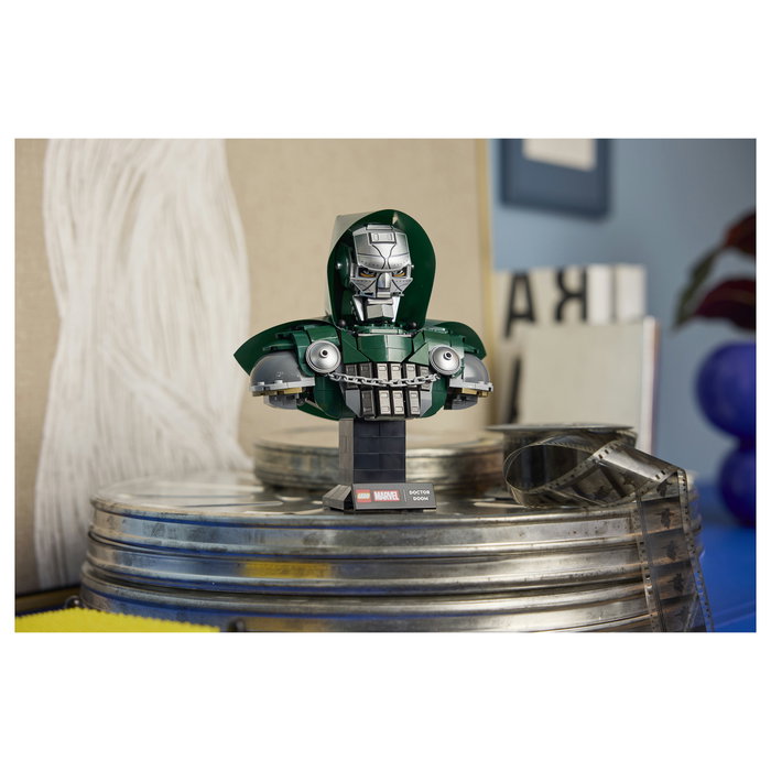 LEGO Marvel Busto del Doctor Doom 76345