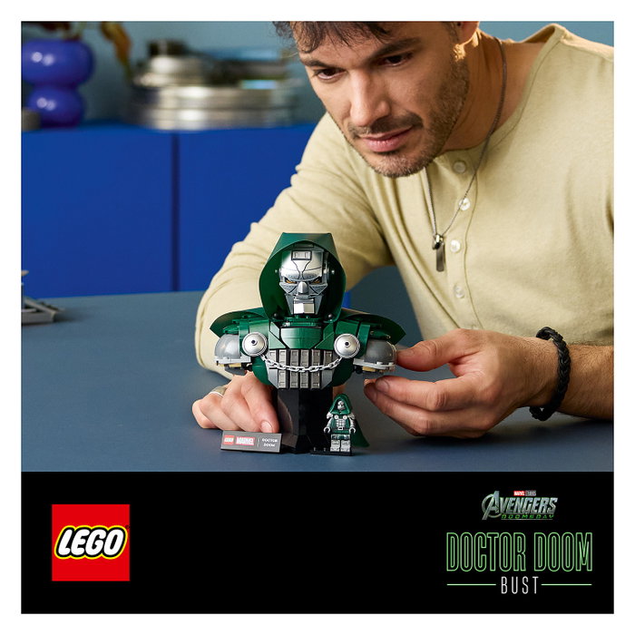 LEGO Marvel Busto del Doctor Doom 76345