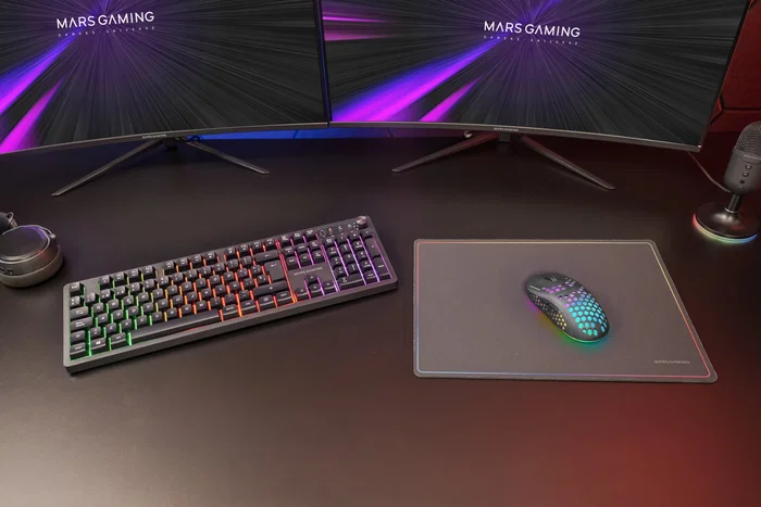 Mars Gaming MCPWXPT Combo Inalámbrico de Teclado, Ratón y Alfombrilla Negro QWERTY Portugués Mars Gaming MCPWXPT Combo Inalámbrico de Teclado, Ratón y Alfombrilla Negro QWERTY Portugués