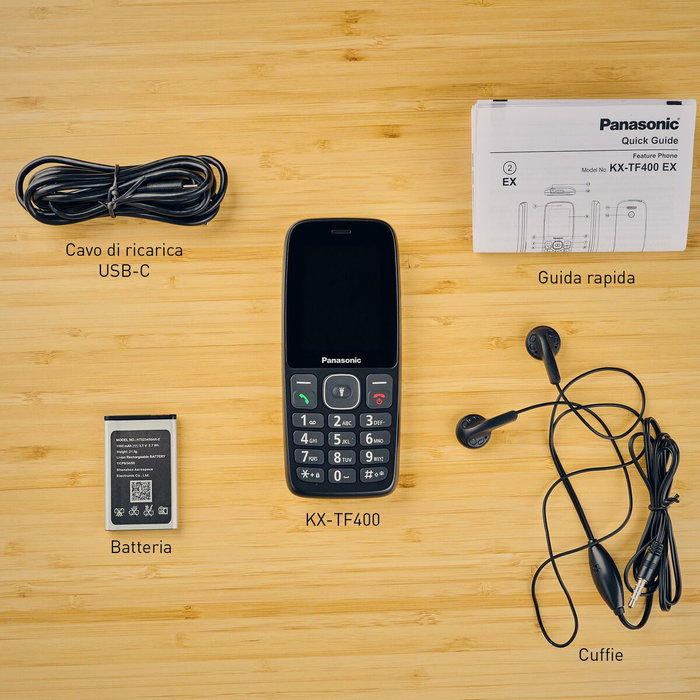 Panasonic Senior 4G 2.4 pulgadas con linterna y Bluetooth Panasonic Senior 4G 2.4 pulgadas con linterna y Bluetooth