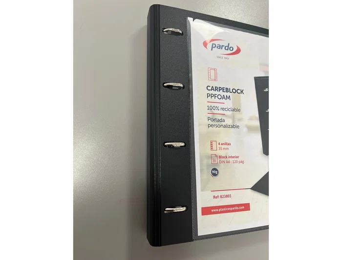Pardo Carpeta con Recambio Personalizable 4 Anillas 35 mm Negro PP Foam, Block 120 Hojas 90 grs, Separador 5 Colores, A4