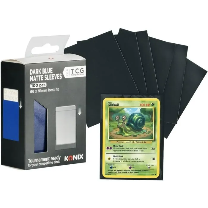 Konix AABYJ18660 - Fundas Mate 66 x 91 mm para Cartas, 100 Unidades - Para Magic: The Gathering y Pokémon, Color Azul Oscuro Konix AABYJ18660 - Fundas Mate 66 x 91 mm para Cartas, 100 Unidades - Para Magic: The Gathering y Pokémon, Color Azul Oscuro