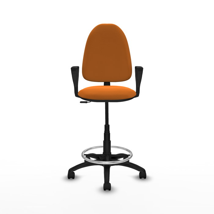Taburete Aýna con mecanismo Contacto permanente básico tapizada con Similpiel color Naranja. Equipado con Base poliamida negra, Brazos fijos y Ruedas de nailon 50 mm