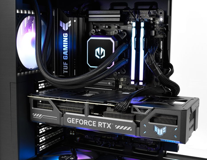 Komputronik Level UP [E19] Ryzen 7 7800X3D RTX 5070 Ti 64GB 4TB