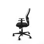 Silla de oficina Jorquera con mecanismo Sincro tapizada con Similpiel color Negro y malla color Blanco. Equipada con lumbar 1D, Brazos 1D y Ruedas 65mm nailon