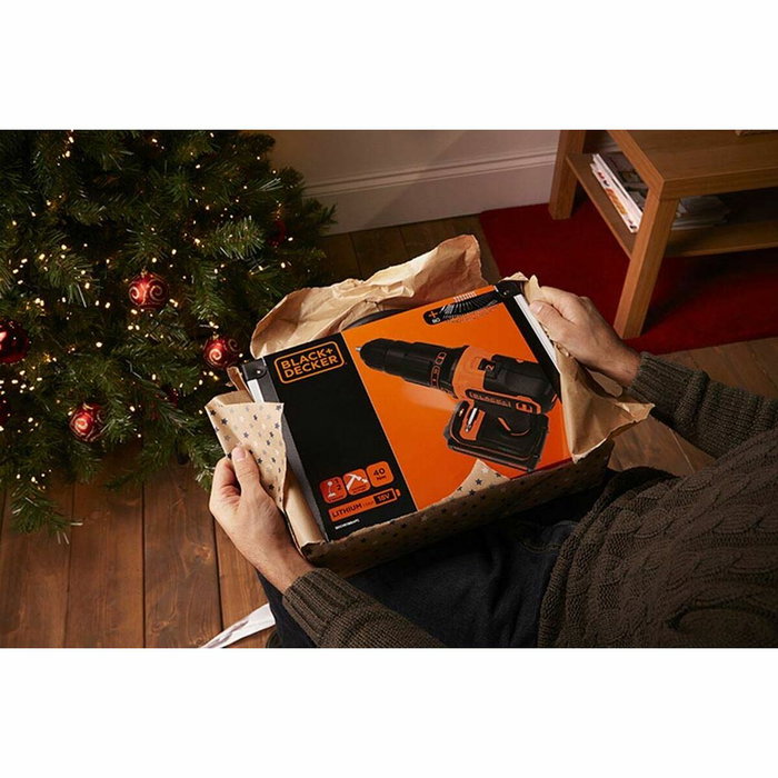 Black+Decker Kit de taladro percutor 18 V con 2 baterías de 1,5 Ah y 80 accesorios