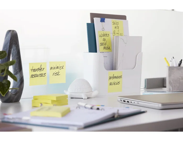 Post-it Dispensador de notas Super Sticky Z-Notes Negro con 1 bloc amarillo