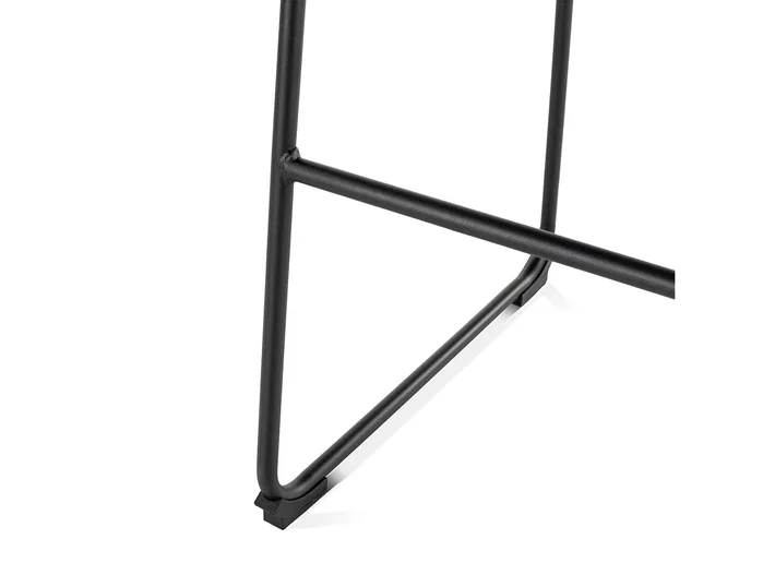 Rocada Taburete alto con asiento, respaldo bajo y tapizado tela ignífuga negro Rocada Taburete alto con asiento, respaldo bajo y tapizado tela ignífuga negro