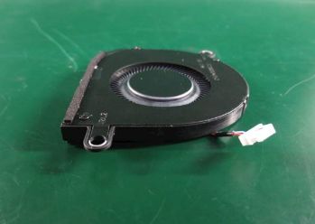 Dell Ventilador de Refrigeración de CPU ASSY para Sistema UMA - Compatible con Dell Latitude 7400 2-en-1 Dell Ventilador de Refrigeración de CPU ASSY para Sistema UMA - Compatible con Dell Latitude 7400 2-en-1