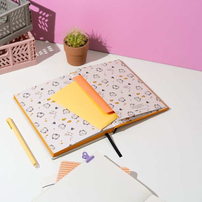 ERIK Cuaderno A5 Premium Tapa Dura Garfield ERIK Cuaderno A5 Premium Tapa Dura Garfield