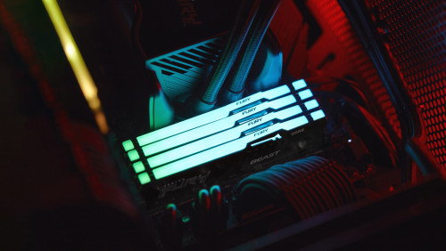 Kingston FURY Beast RGB DDR5 32GB (2x16GB) 6400MT/s CL32 DIMM Kit