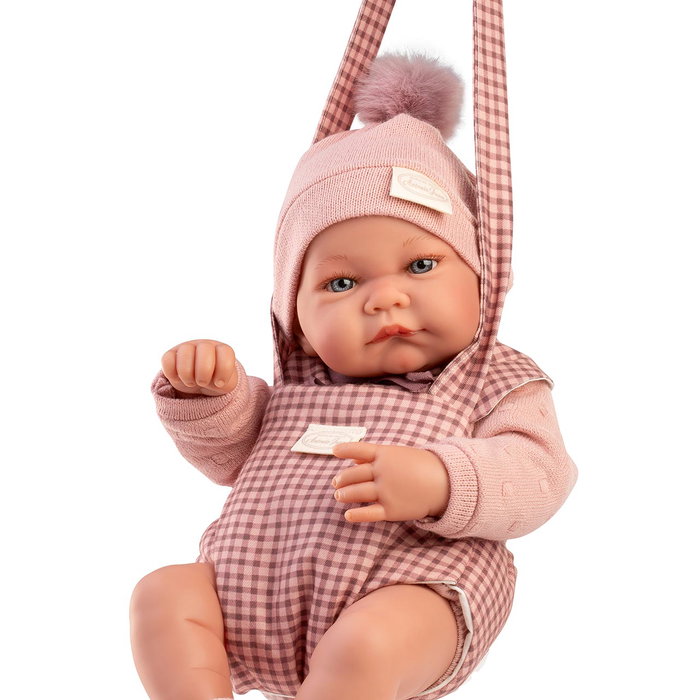 Muñecas Antonio Juan 50432 - Muñeca Recién Nacida Nica Realista con Portabebés, Conjunto a Cuadros, +3 años (Idiomas: Español, English, Francés, Alemán, Portugués)
