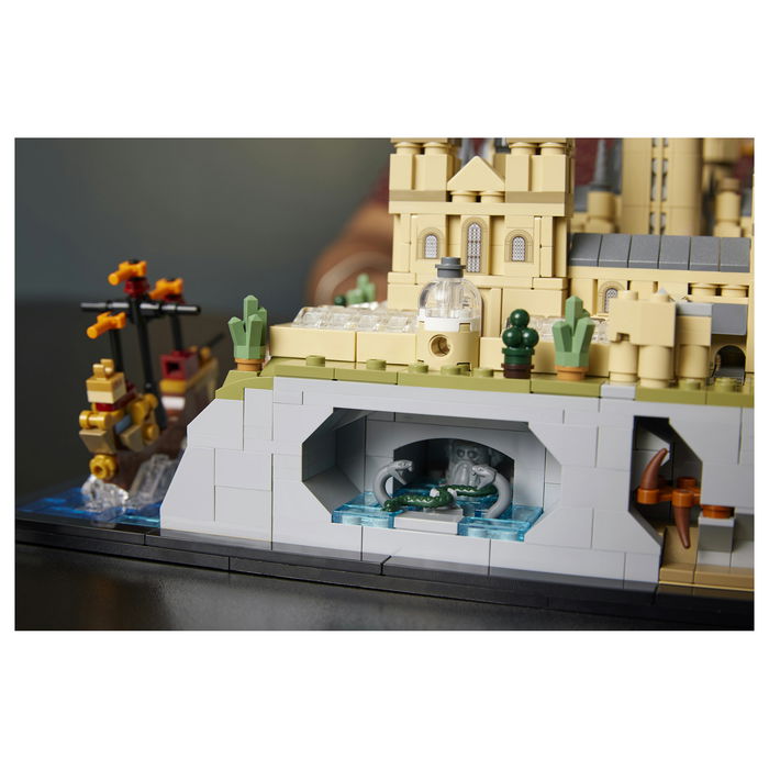 LEGO 5702017413228 Harry Potter Castillo y Terrenos de Hogwarts, Juego de Construcción de 2660 Piezas, Para Mayores de 18 Años LEGO 5702017413228 Harry Potter Castillo y Terrenos de Hogwarts, Juego de Construcción de 2660 Piezas, Para Mayores de 18 Años