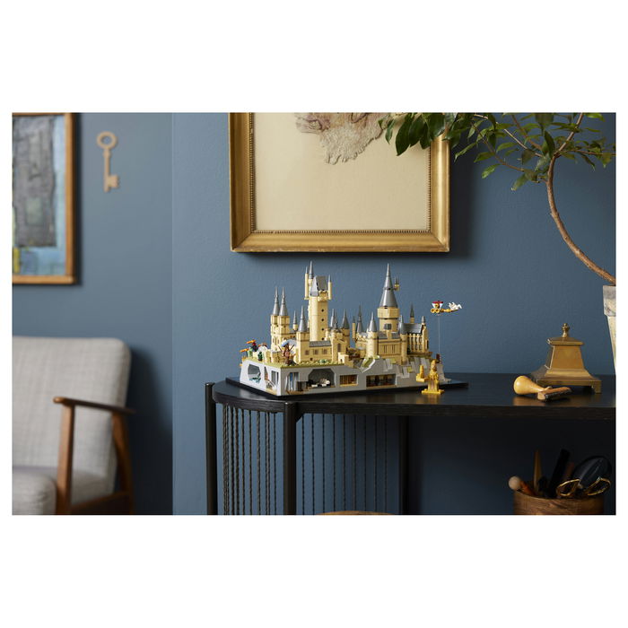 LEGO 5702017413228 Harry Potter Castillo y Terrenos de Hogwarts, Juego de Construcción de 2660 Piezas, Para Mayores de 18 Años LEGO 5702017413228 Harry Potter Castillo y Terrenos de Hogwarts, Juego de Construcción de 2660 Piezas, Para Mayores de 18 Años