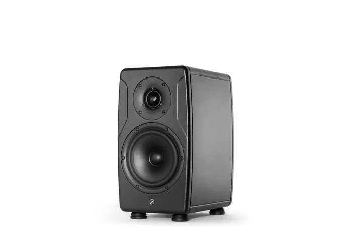 IKMULTIMED iLoud Precision 6 MKII Monitor de Estudio Negro, 150W RMS, Respuesta 45 Hz - 30 kHz, Woofer 6.5", Tweeter 1.5", Corrección ARC