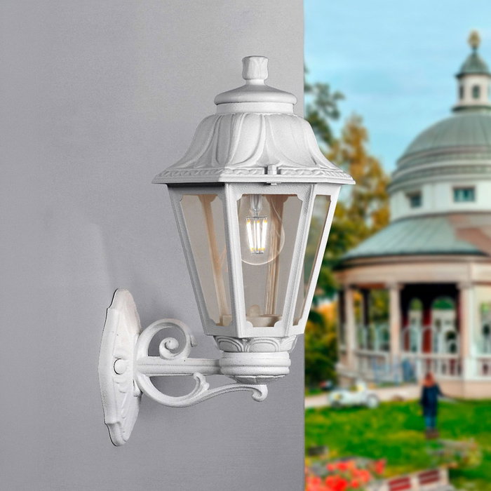 Fumagalli Farol de Pared Bisso/Anna con Brazo, Casquillo E27, Blanco, Cristal Transparente, IP55, 220x275x450 mm Fumagalli Farol de Pared Bisso/Anna con Brazo, Casquillo E27, Blanco, Cristal Transparente, IP55, 220x275x450 mm
