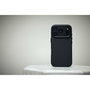 Decoded AntiMicrobial Silicone Backcover para iPhone 17 Pro Max, Negro