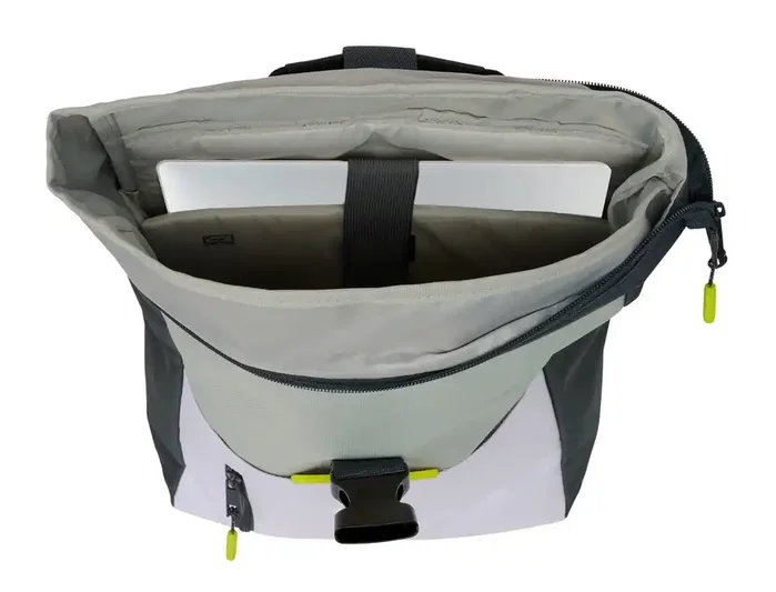 Safta Mochila con Solapa para Portátil 15,6'' Real Madrid Equip. 25/26 Safta Mochila con Solapa para Portátil 15,6'' Real Madrid Equip. 25/26