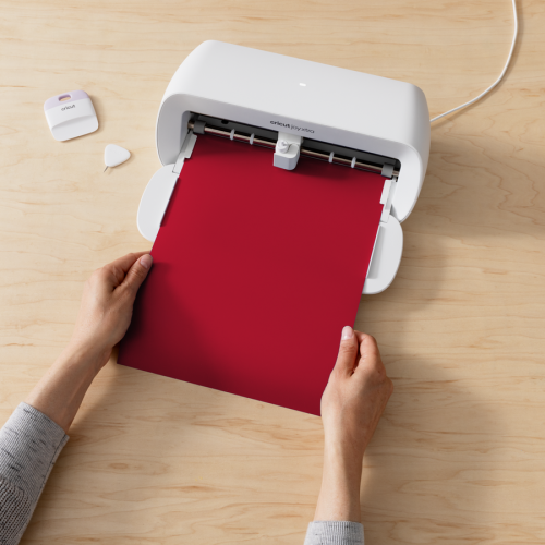 Cricut Joy Xtra Smart Iron-On Rollo de vinilo de termotransferencia liso Rojo