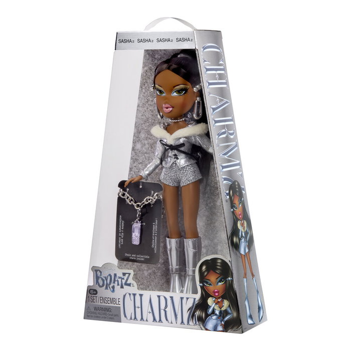 MGA Muñeca Sasha + Charmz Stylin Bratz con charm 25º aniversario, muñeca de moda
