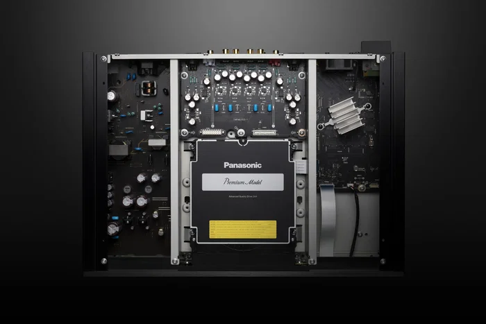 Panasonic DP-UB9000EG1 Reproductor Blu-Ray 4K Upscaler, 3D, Compatible con Netflix y YouTube, Audio 7.1 DTS-HD Master, CD/DVD, Negro