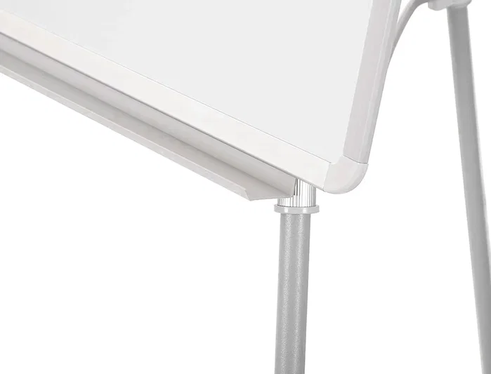Q-connect Pizarra blanca con trípode y brazos extensibles 90x70x195cm