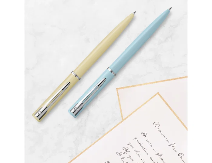 Waterman Allure Bolígrafo Punta Media Lacado Negro con Estuche de Regalo Waterman Allure Bolígrafo Punta Media Lacado Negro con Estuche de Regalo
