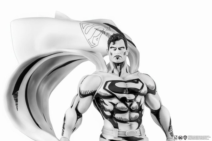 Pure Arts El hombre de acero PX Estatua Superman Black & White Version 36 cm