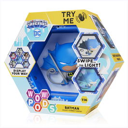 Wow stuff Figura DC Batman Collectible con Sensor de Movimiento para Coleccionistas