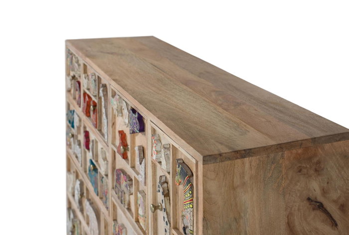 GINER Y COLOMER Cómoda de Madera de Mango Natural con 13 Cajones y Decoración Artesanal