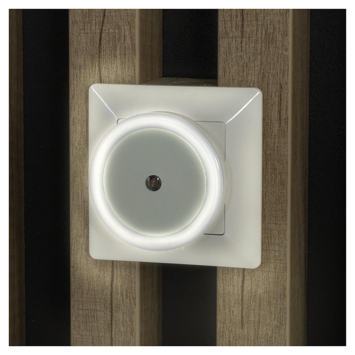 ENTAC Luz de noche LED Blanco con Sensor de Luz 0,5W ENTAC Luz de noche LED Blanco con Sensor de Luz 0,5W