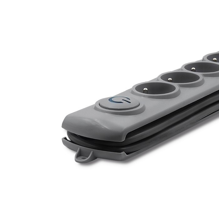 Qoltec Regleta con protección contra sobretensiones, 6 tomas, 5m, Gris