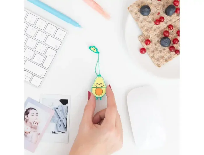 Mr.Wonderful Pendrive USB 32 GB Llavero con Forma de Aguacate, Memoria Flash, Incluye Adaptador USB-C, Compatible con Windows, MacOS, Linux