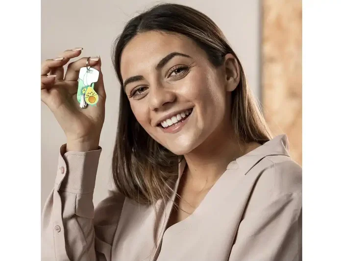 Mr.Wonderful Pendrive USB 32 GB Llavero con Forma de Aguacate, Memoria Flash, Incluye Adaptador USB-C, Compatible con Windows, MacOS, Linux