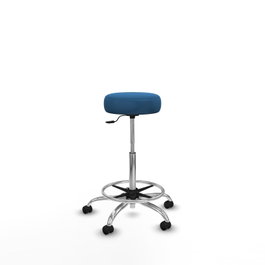 Taburete Tolosa con mecanismo Giratorio tapizada con Similpiel color No aplica y malla color Azul claro. Equipado con Base cromada, Sin brazos y Ruedas de parqué