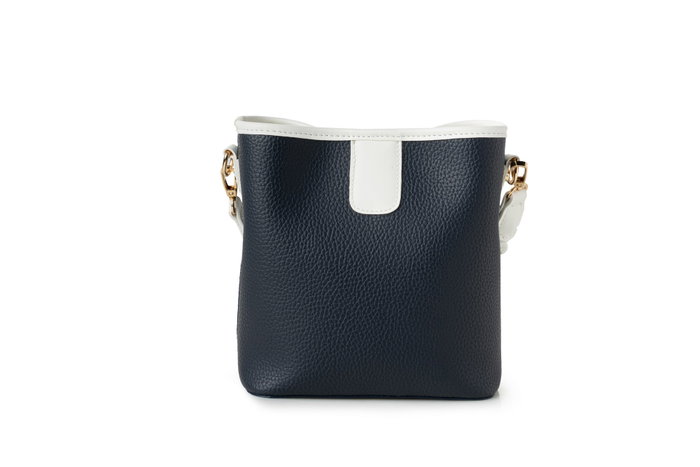 Vince Camuto Bolso Venice Azul Oscuro y Blanco de Polipiel