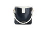 Vince Camuto Bolso Venice Azul Oscuro y Blanco de Polipiel