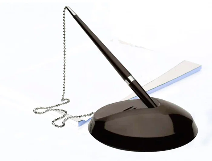 Q-connect Bolígrafo Extensible con Cadena Metálica y Soporte Adhesivo, Tinta Azul, Trazo 0,7 mm