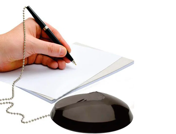 Q-connect Bolígrafo Extensible con Cadena Metálica y Soporte Adhesivo, Tinta Azul, Trazo 0,7 mm