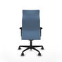 Sillón Albacete con mecanismo Sincro tapizada con Tela color Azul cielo. Equipado con Base nailon negra, Brazos 2D y Ruedas 65mm nailon